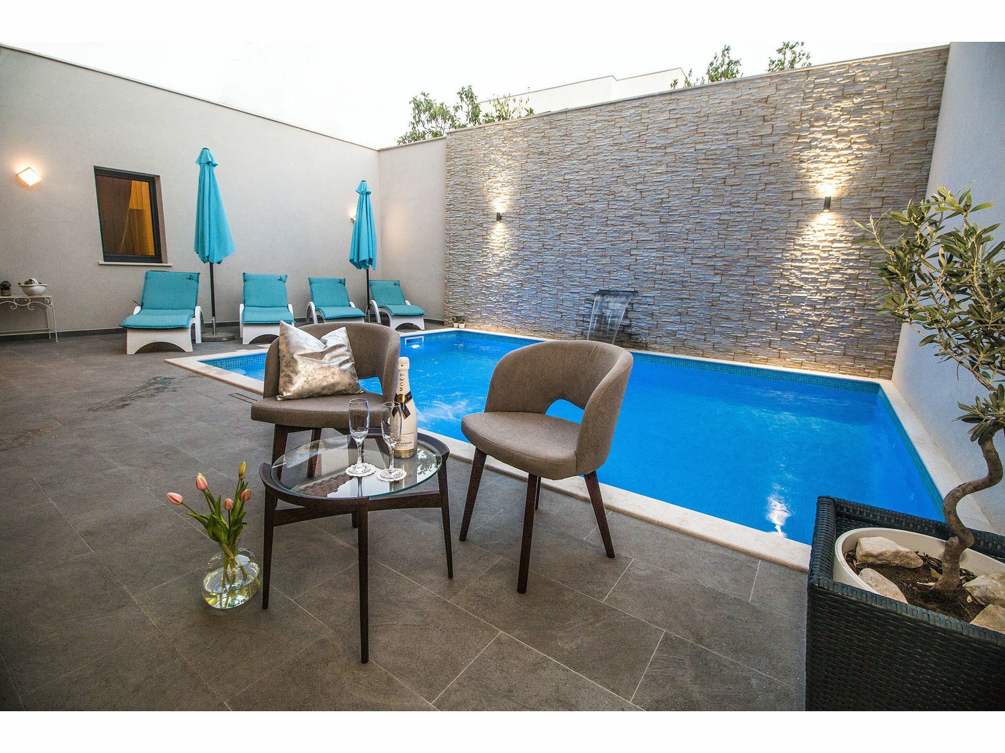Luxury Rooms Pino Split Exterior photo