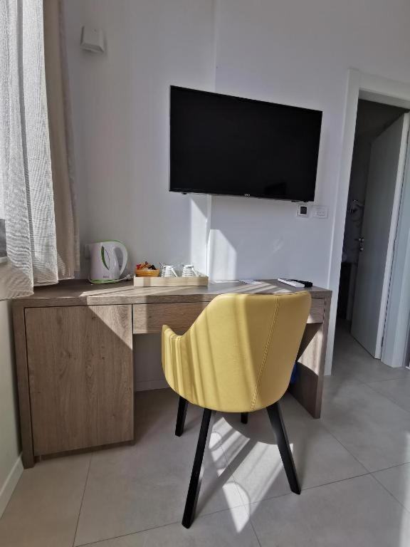 Luxury Rooms Pino Split Exterior photo